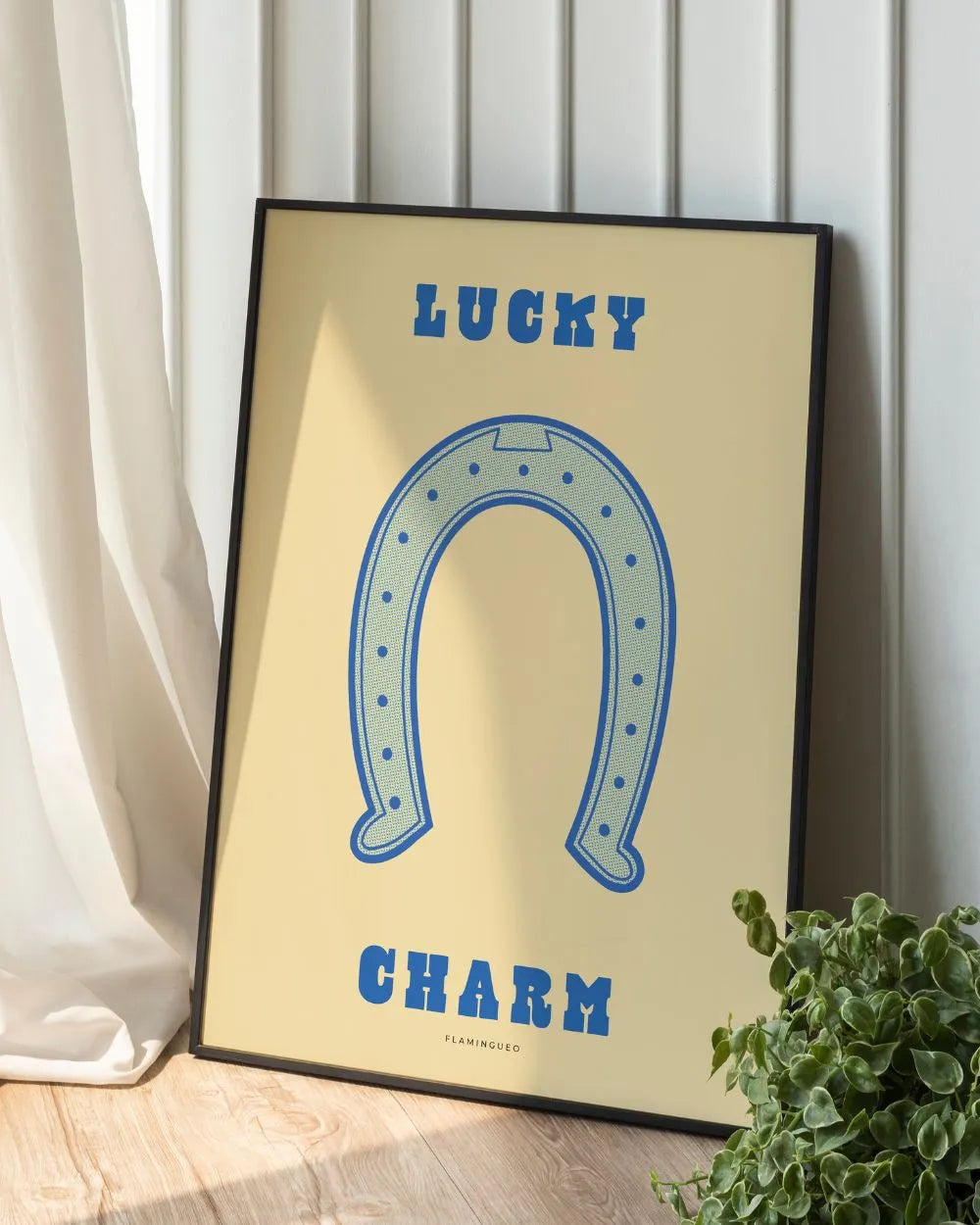 Lámina Decorativa Lucky Charm - WOODY - Flamingueo