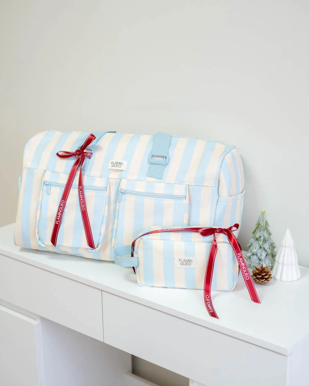 Pack bolsa + neceser niños