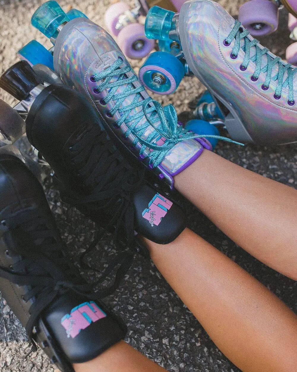 Pattini a rotelle olografici a 4 ruote - BEVERLY - Flamingueo