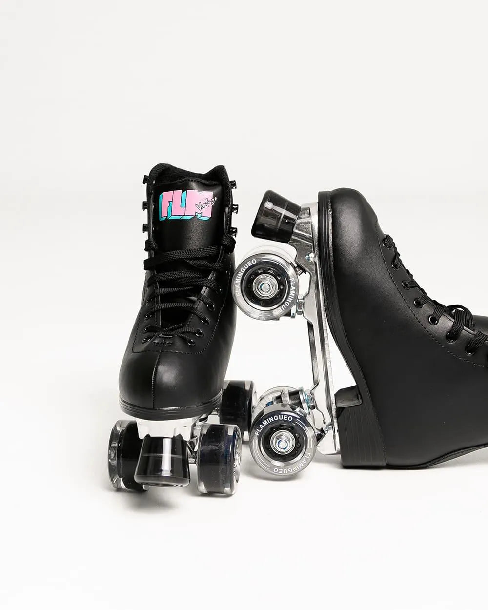 Pattini 4 ruote nero - VENEZIA - Flamingueo